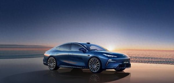 抓牛网 21798辆！11万级价格30万级体验，星耀8凭啥稳坐B级插混销冠？