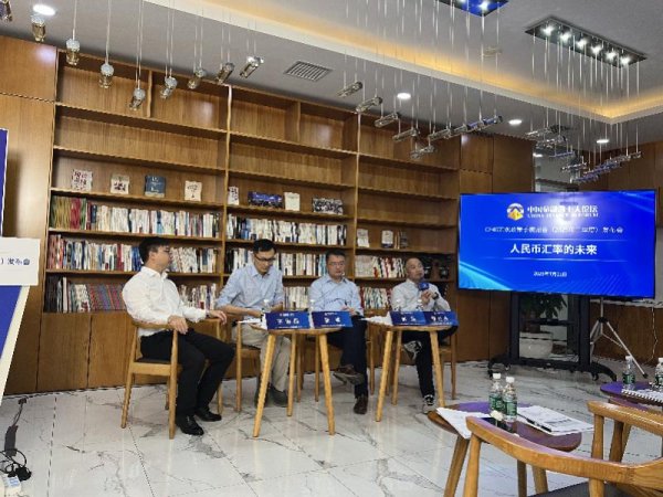 美港通证券 餐饮消费有所下滑，房地产市场再度转弱，下半年如何扩大内需